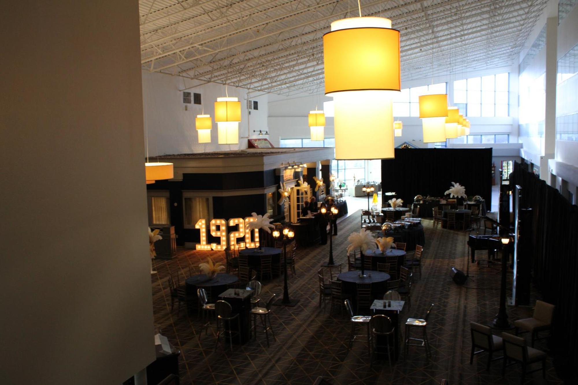Gateway Hotel & Convention Center ฟลินต์ ภายนอก รูปภาพ