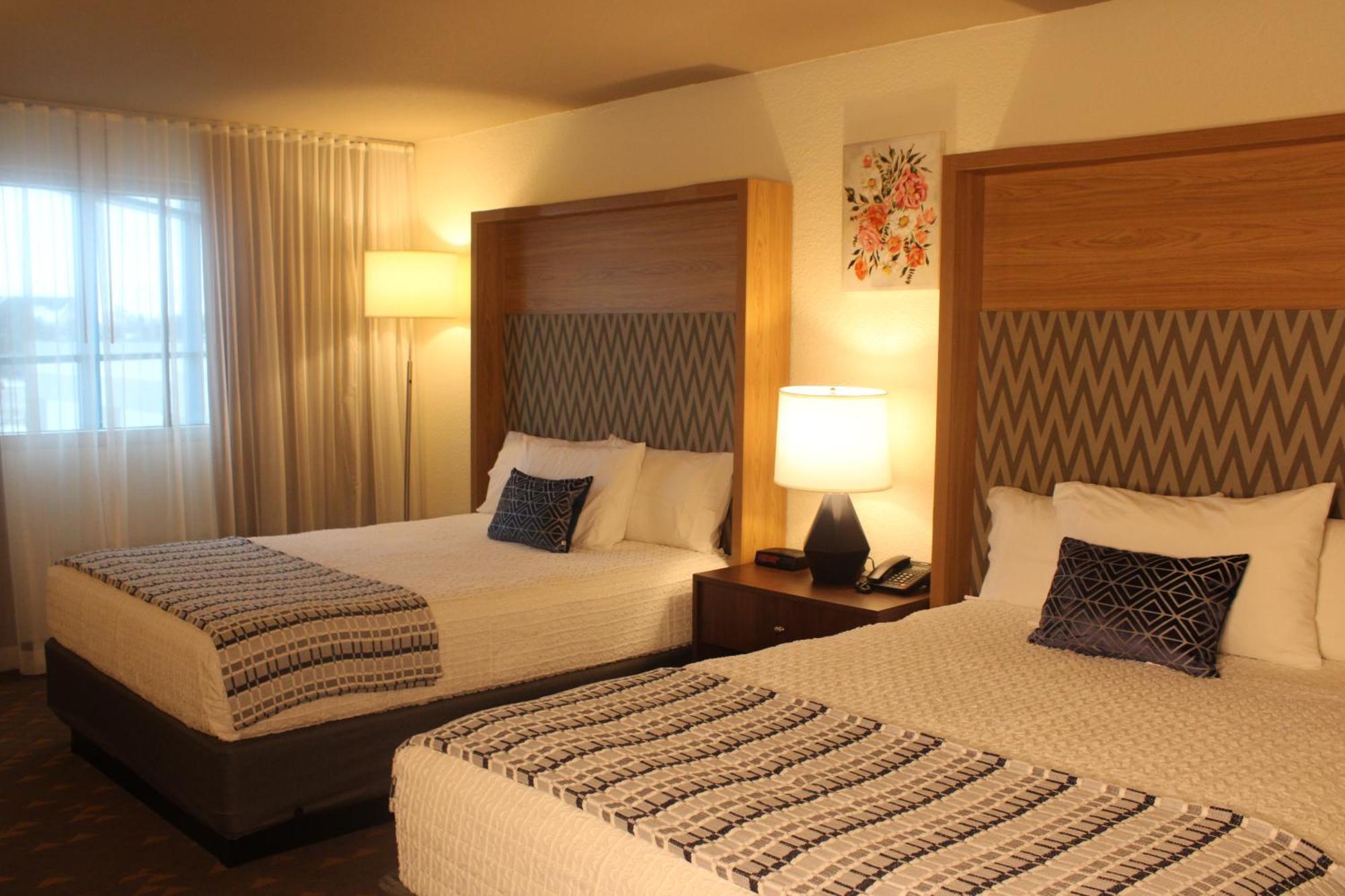 Gateway Hotel & Convention Center ฟลินต์ ภายนอก รูปภาพ